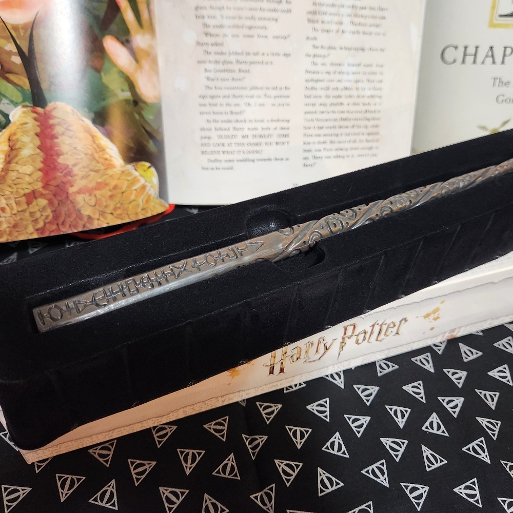 Sirius Black Wand from Harry Potter Mystery Wand Series